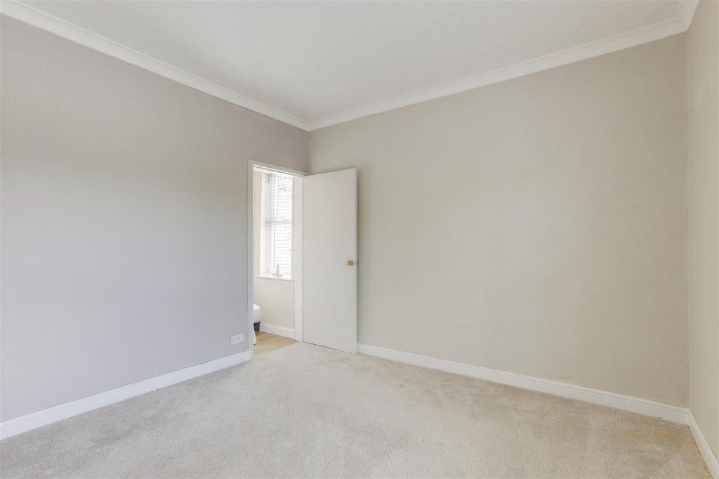 Longmoor Lane, Sandiacre, Nottinghamshire, NG10 5JJ