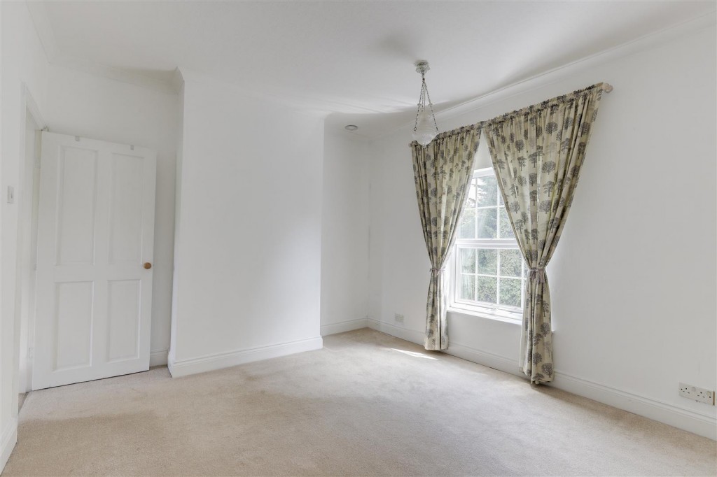 Longmoor Lane, Sandiacre, Nottinghamshire, NG10 5JJ