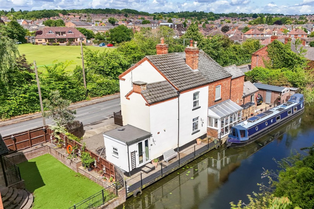 Longmoor Lane, Sandiacre, Nottinghamshire, NG10 5JJ