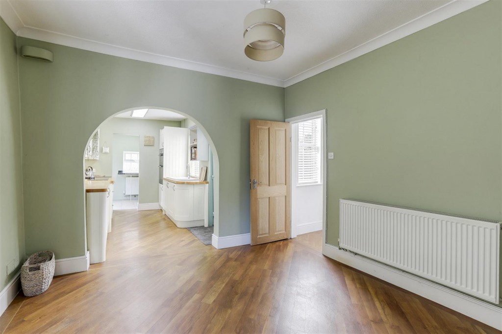 Longmoor Lane, Sandiacre, Nottinghamshire, NG10 5JJ