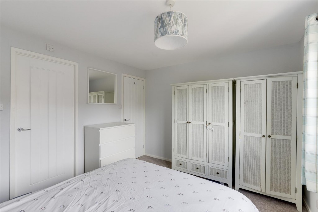 Barling Drive, Ilkeston, Derbyshire, DE7 9JA