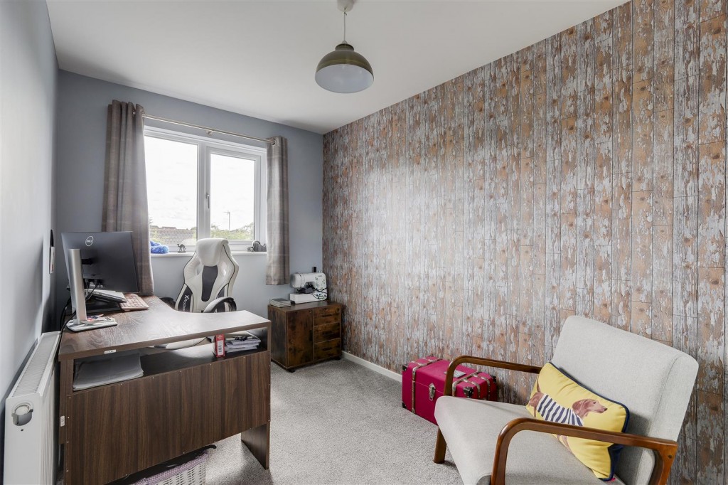 Barling Drive, Ilkeston, Derbyshire, DE7 9JA