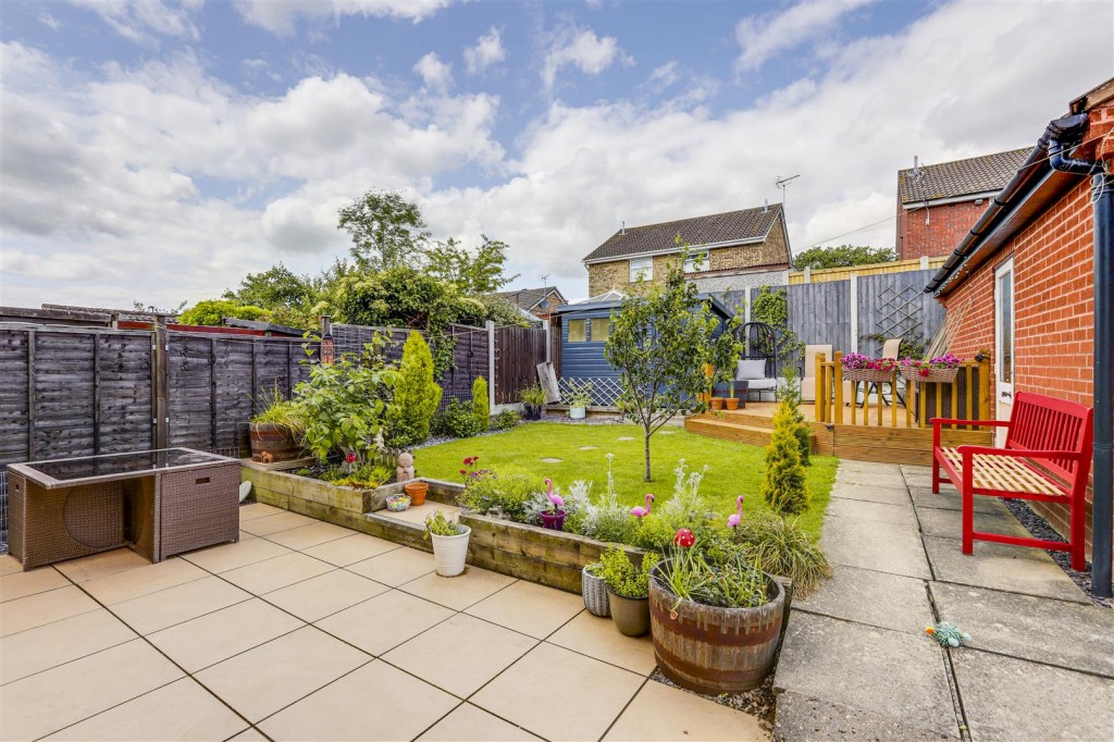 Barling Drive, Ilkeston, Derbyshire, DE7 9JA