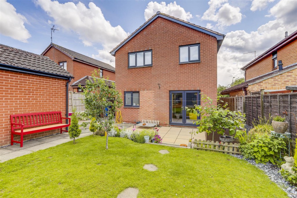 Barling Drive, Ilkeston, Derbyshire, DE7 9JA