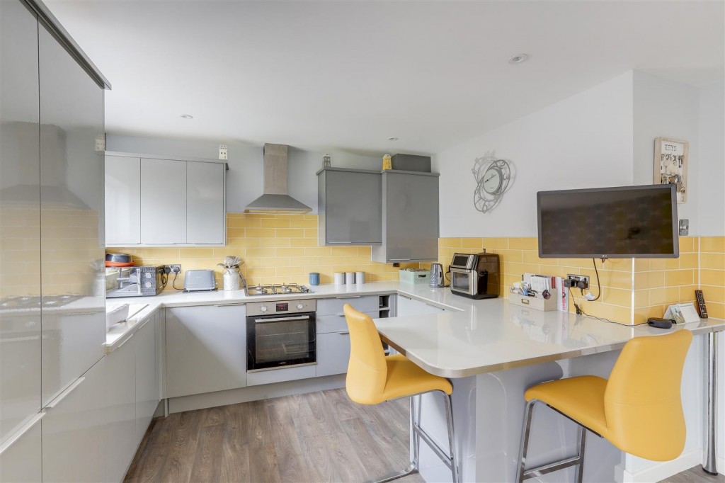 Barling Drive, Ilkeston, Derbyshire, DE7 9JA