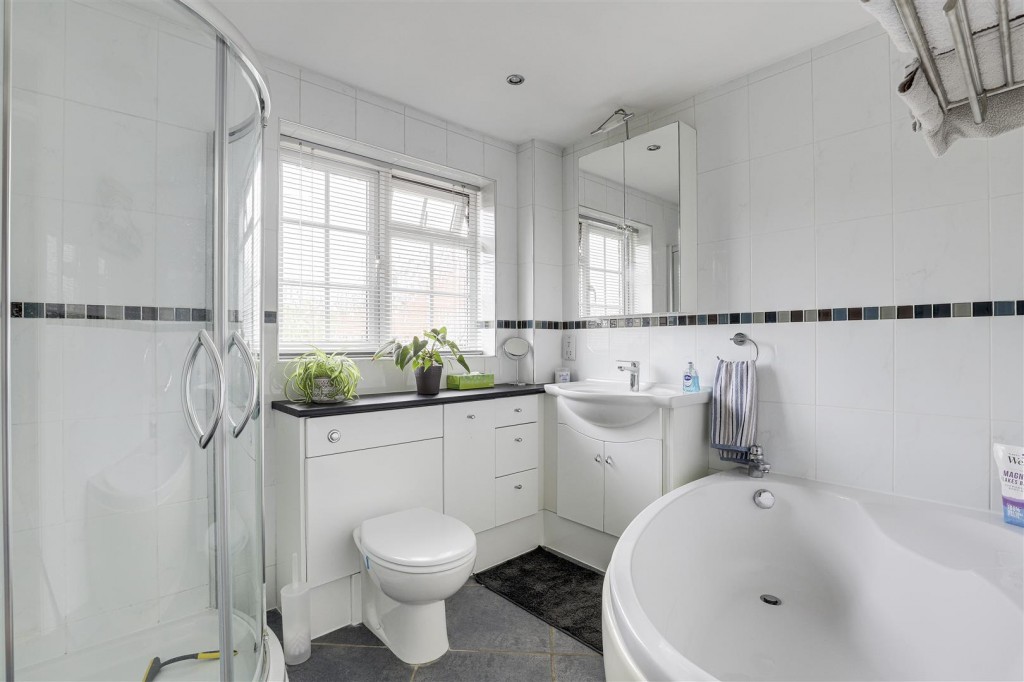Hatfield Avenue, Sandiacre, Nottinghamshire, NG10 5NZ