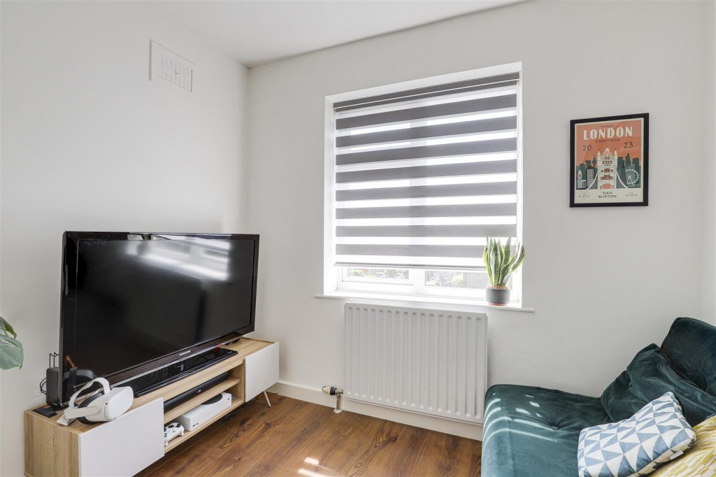 Birchfield Road, Arnold, Nottinghamshire, NG5 8BP