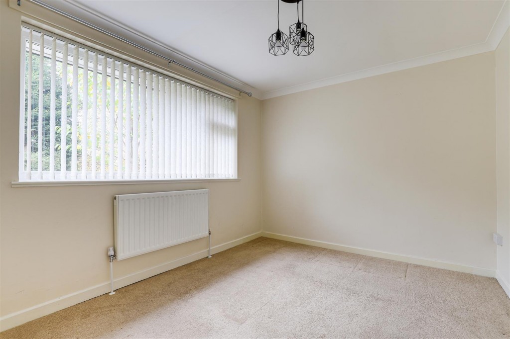 Ardleigh Close, Rise Park, Nottinghamshire, NG5 5AX