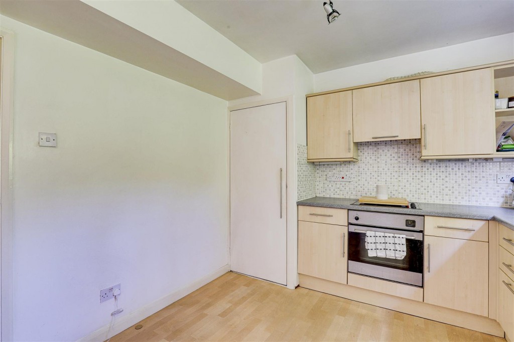 Magdala Road, Mapperley Park, Nottinghamshire, NG3 5DH