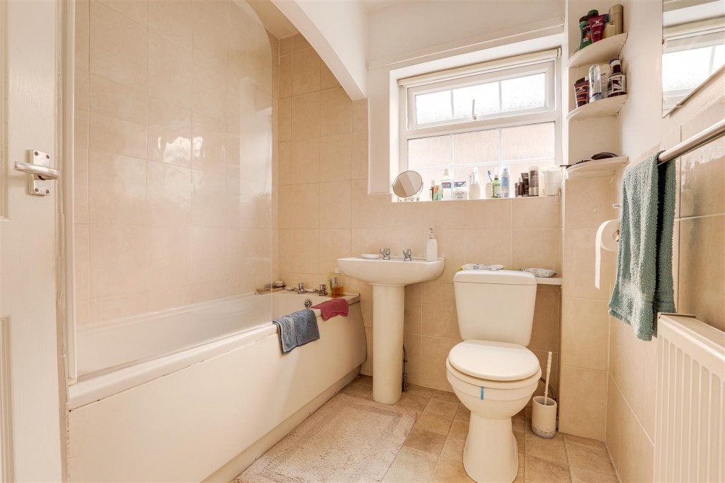 Magdala Road, Mapperley Park, Nottinghamshire, NG3 5DH