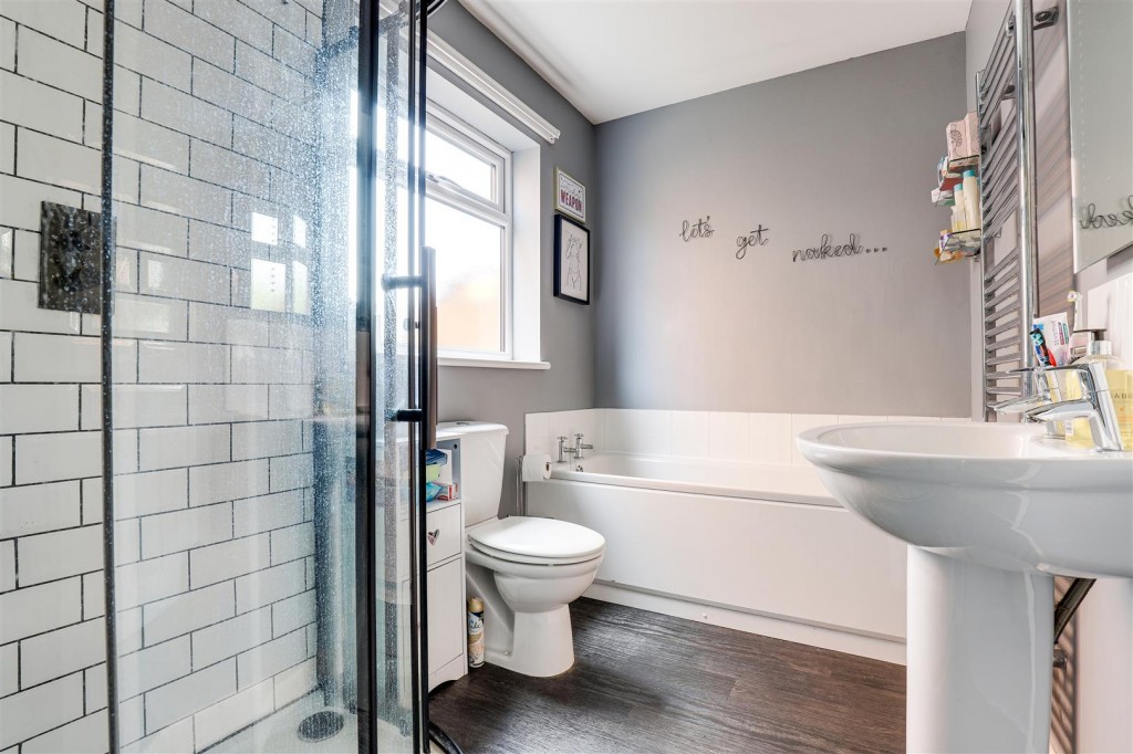 Galway Road, Arnold, Nottinghamshire, NG5 7AY
