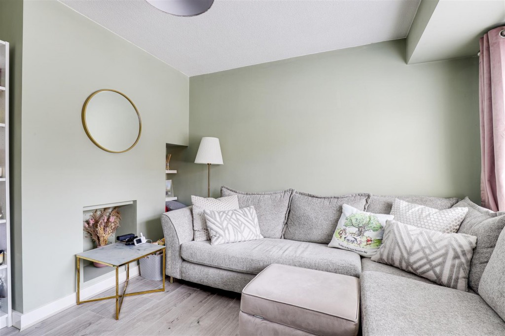 Galway Road, Arnold, Nottinghamshire, NG5 7AY