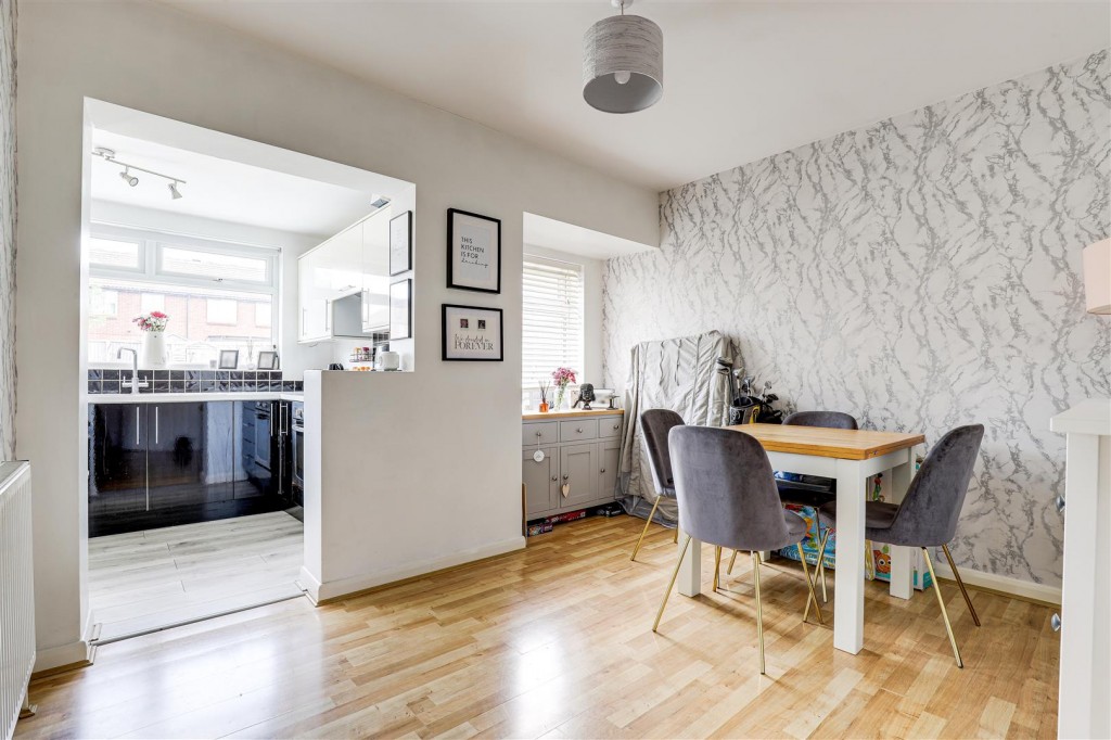 Galway Road, Arnold, Nottinghamshire, NG5 7AY