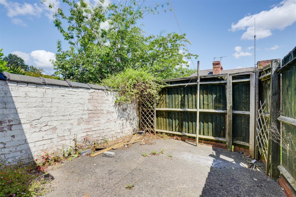 Loughborough Avenue, Sneinton, Nottinghamshire, NG2 4LP