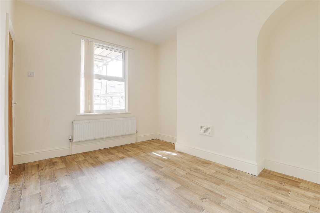 Wellington Street, St. Anns, Nottinghamshire, NG3 1DX