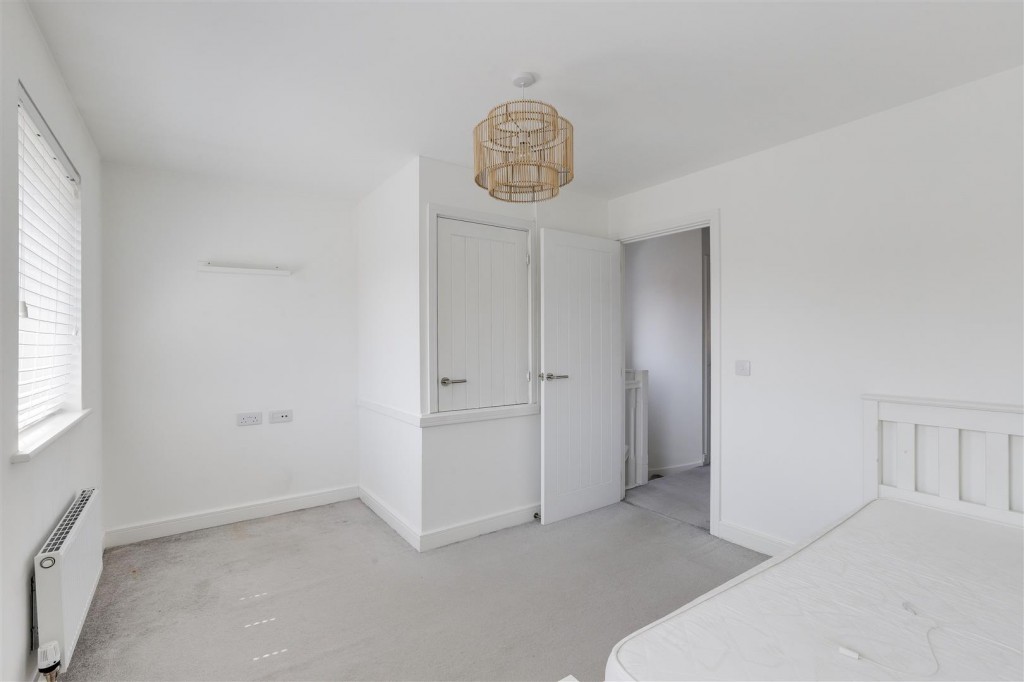 Woodpecker Close, West Bridgford, Nottingham, NG2 7YX