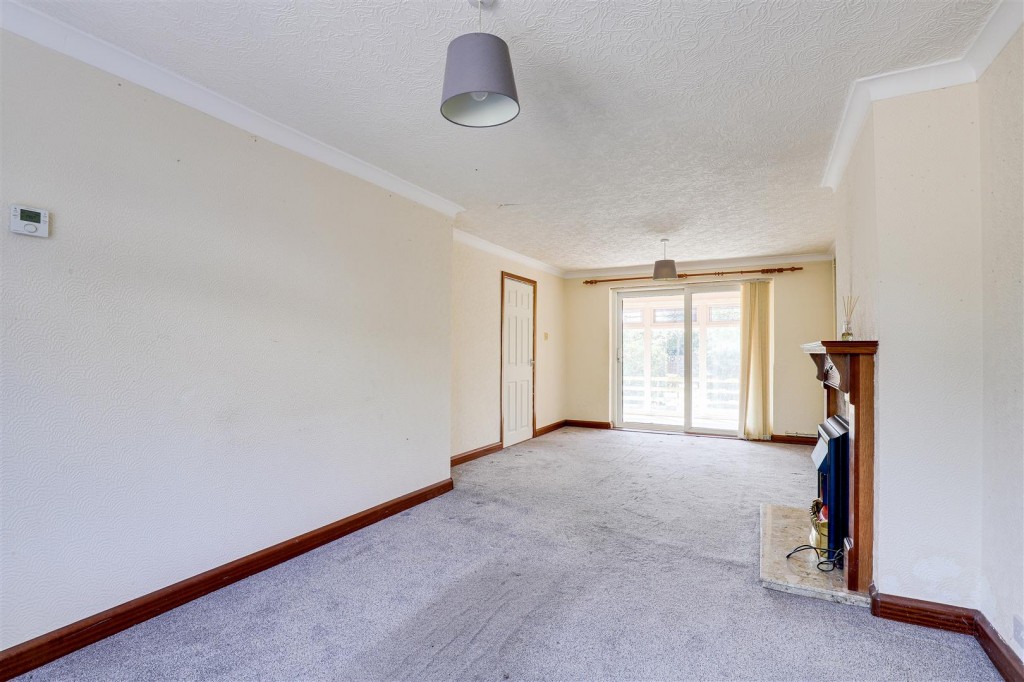 Summerwood Lane, Clifton, Nottinghamshire, NG11 9DW