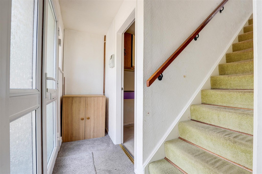 Summerwood Lane, Clifton, Nottinghamshire, NG11 9DW