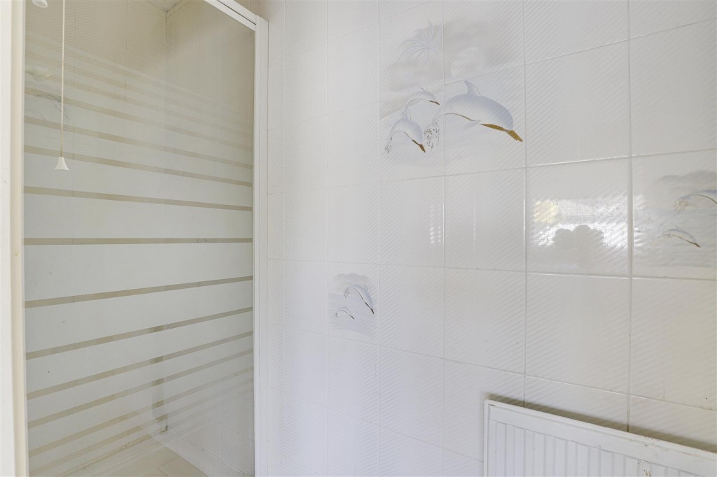 Revesby Road, Woodthorpe, Nottinghamshire, NG5 4LL