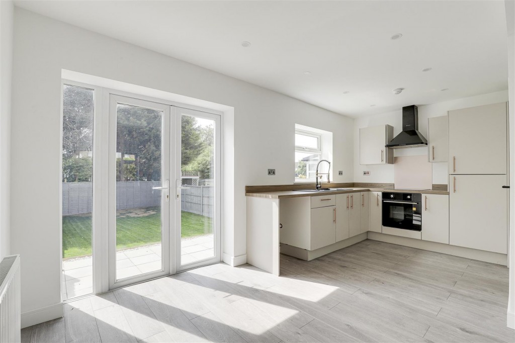 Oakleys Road, Long Eaton, Nottinghamshire, NG10 1DQ