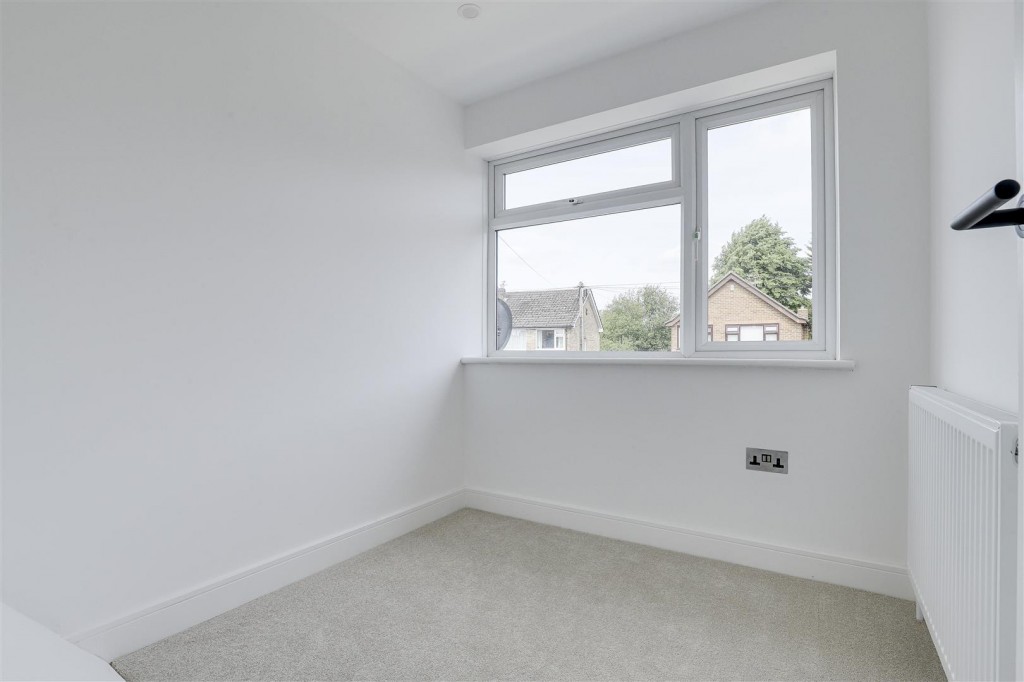 Oakleys Road, Long Eaton, Nottinghamshire, NG10 1DQ
