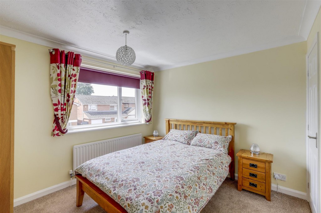Fleming Close, Watnall, Nottinghamshire, NG16 1JY