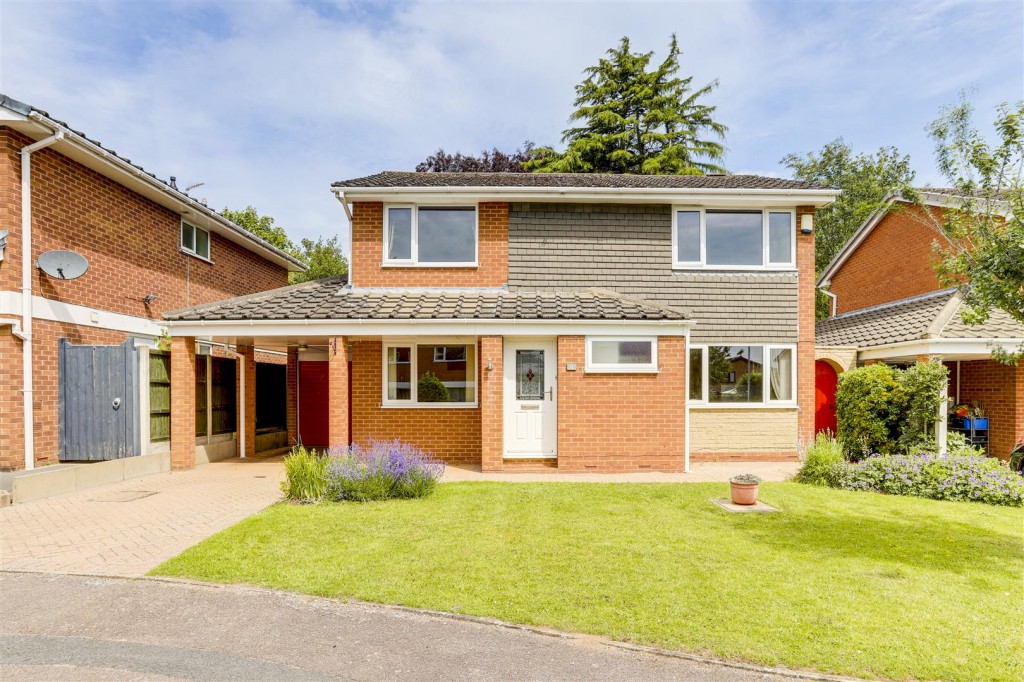 Fleming Close, Watnall, Nottinghamshire, NG16 1JY