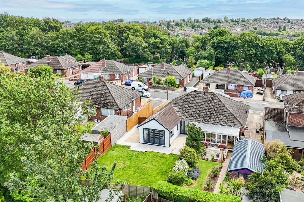 Clarborough Drive, Arnold, Nottinghamshire, NG5 7LL