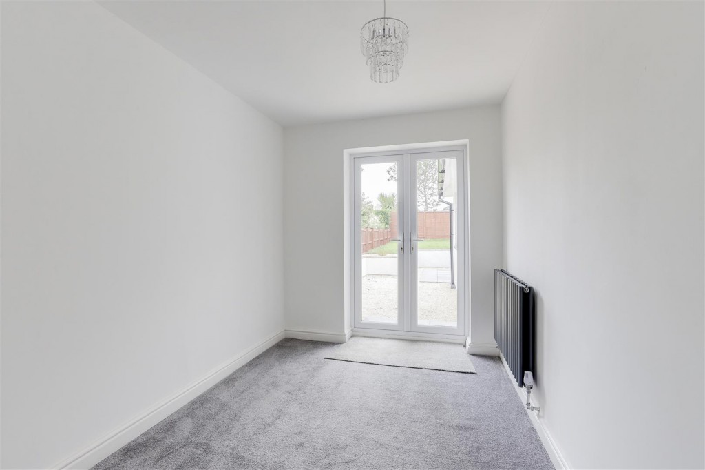 Clarborough Drive, Arnold, Nottinghamshire, NG5 7LL