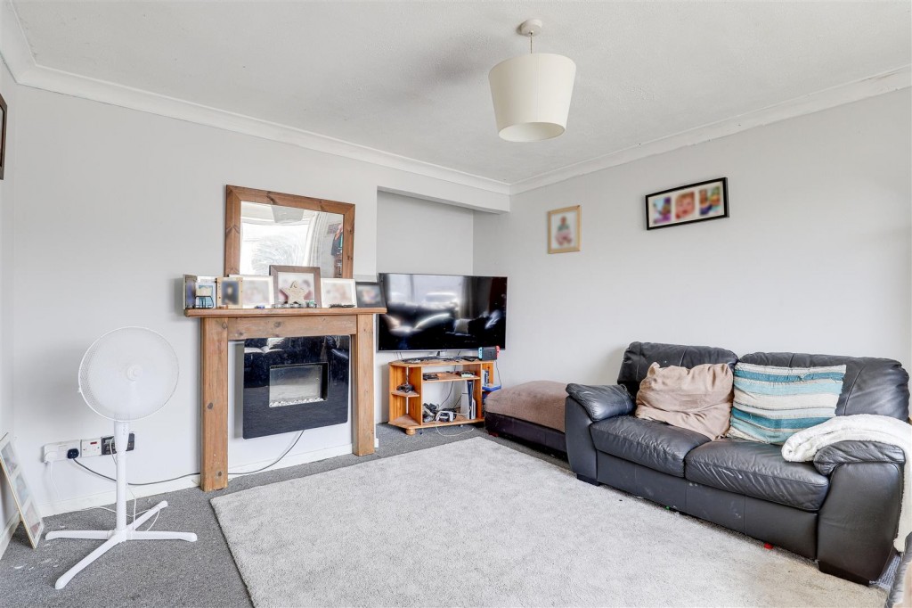Oxengate, Arnold, Nottinghamshire, NG5 6FY