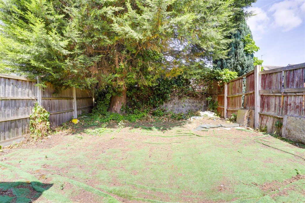 Oxengate, Arnold, Nottinghamshire, NG5 6FY