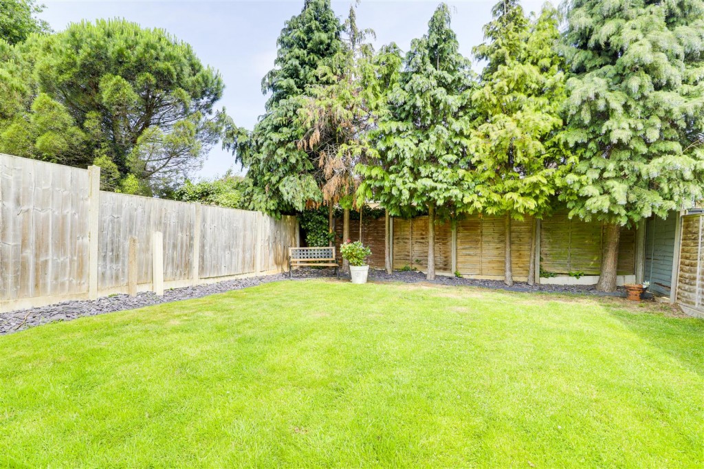 Elvaston Road, Wollaton, Nottinghamshire, NG8 1JW