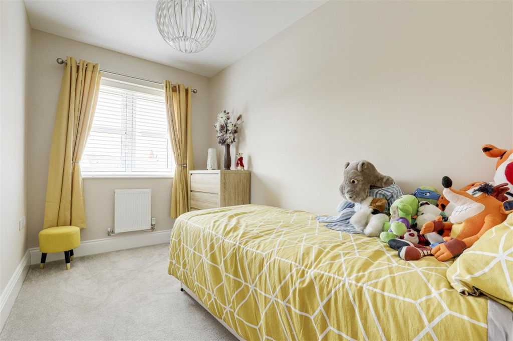 Bingham Close, Alfreton, Derbyshire, DE55 7QT