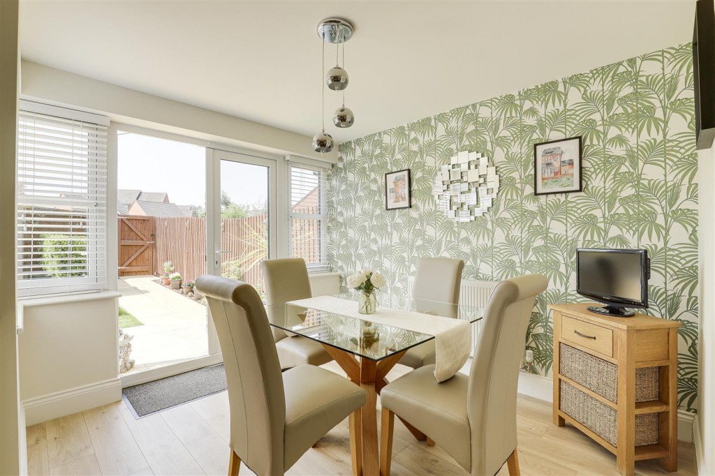 Bingham Close, Alfreton, Derbyshire, DE55 7QT