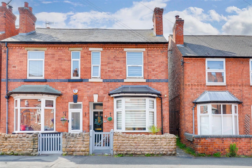 Owthorpe Grove, Sherwood, Nottinghamshire, NG5 2LX