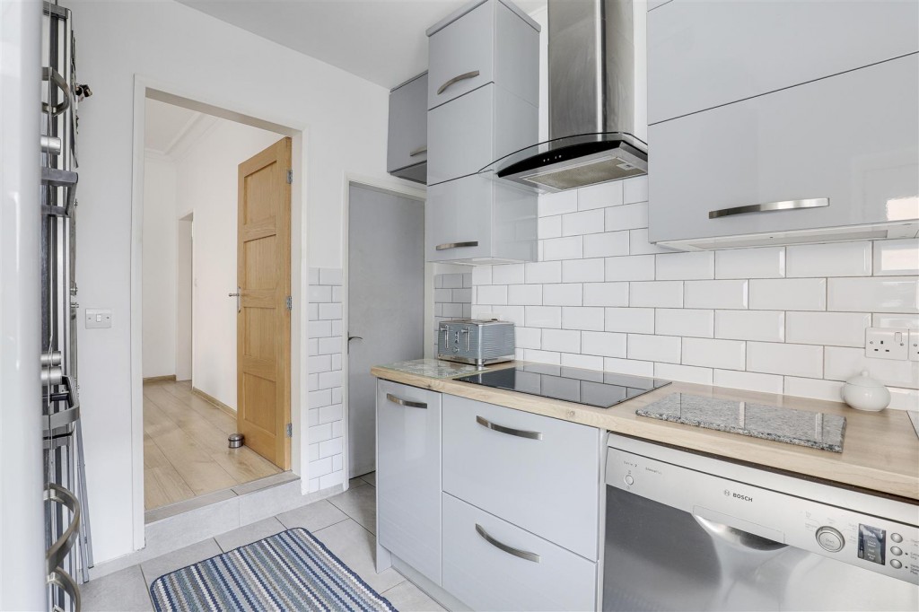 Owthorpe Grove, Sherwood, Nottinghamshire, NG5 2LX