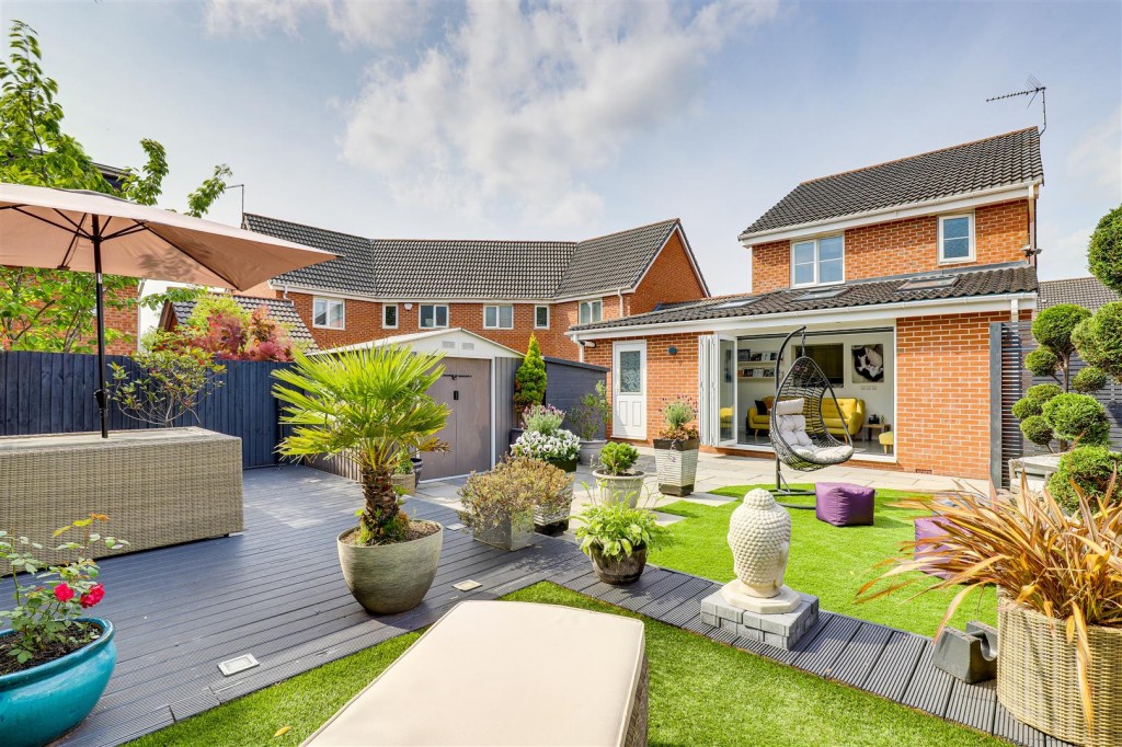 Dairy Square, Aspley, Nottinghamshire, NG8 3DX