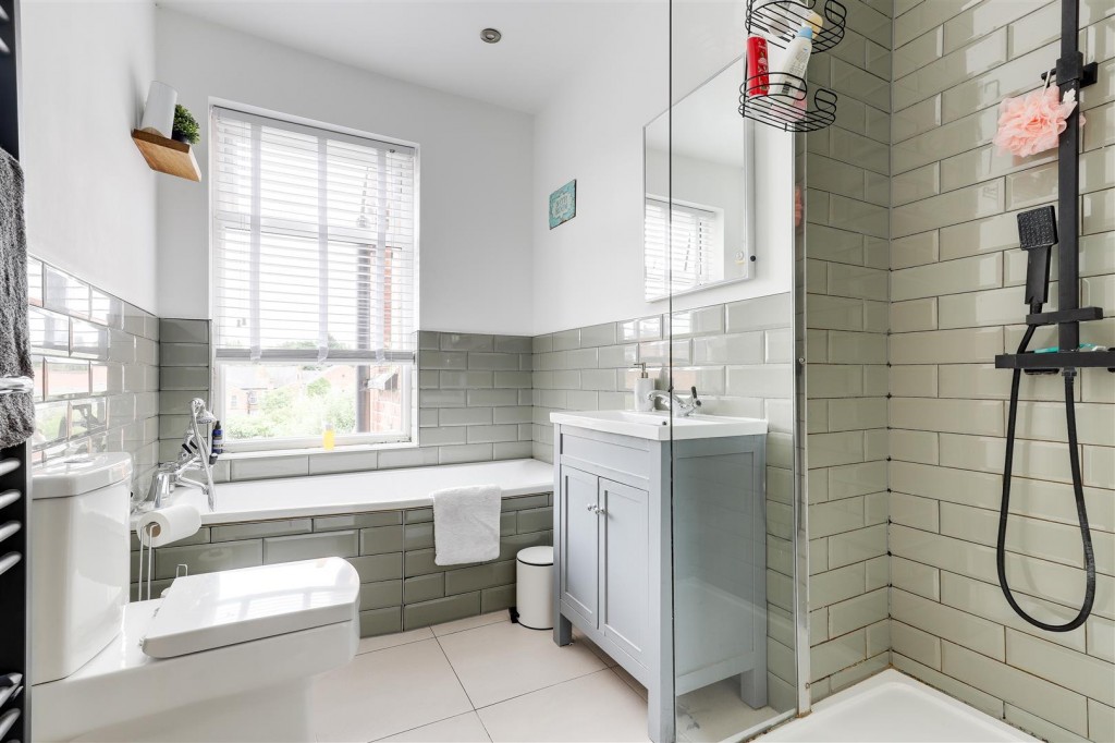 Leonard Avenue, Sherwood, Nottinghamshire, NG5 2LU