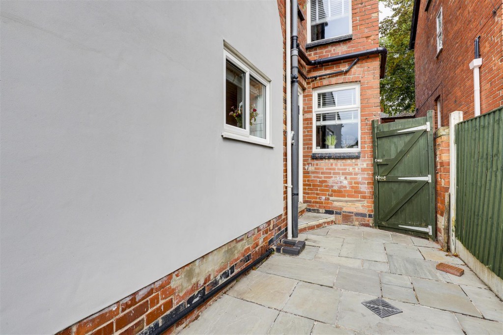 Leonard Avenue, Sherwood, Nottinghamshire, NG5 2LU
