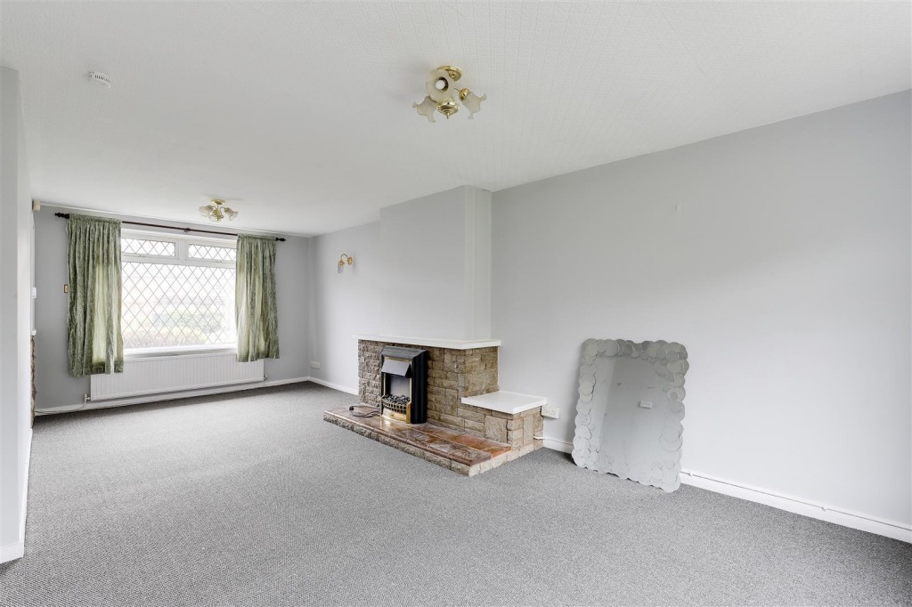 Queens Bower Road, Bestwood, Nottinghamshire, NG5 5RF
