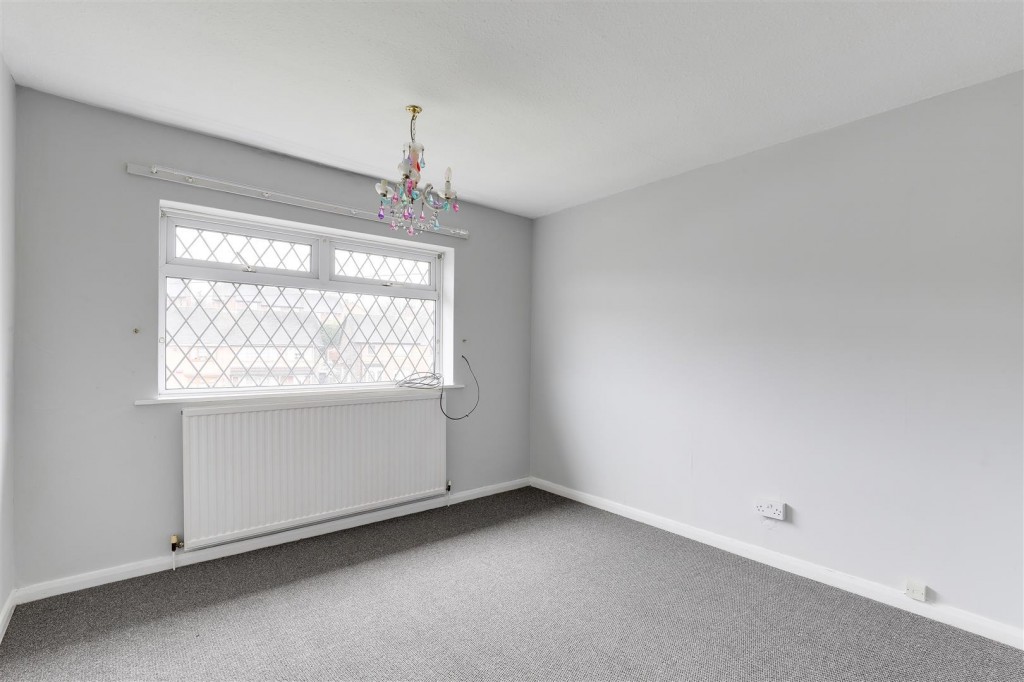 Queens Bower Road, Bestwood, Nottinghamshire, NG5 5RF