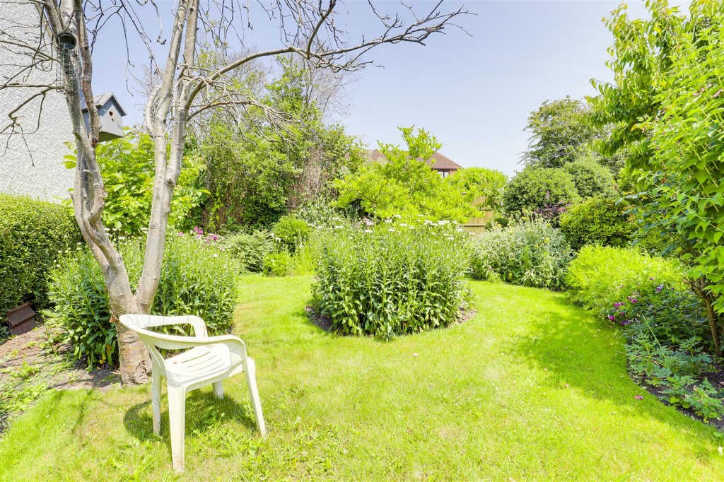 Main Road, Gedling, Nottinghamshire, NG4 3HD