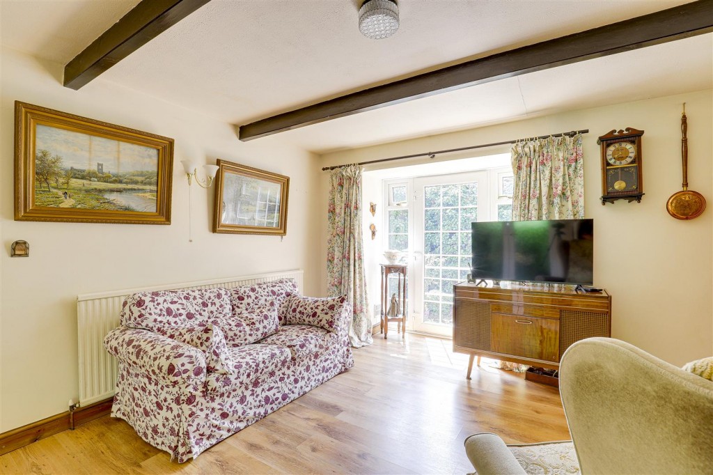 Main Road, Gedling, Nottinghamshire, NG4 3HD