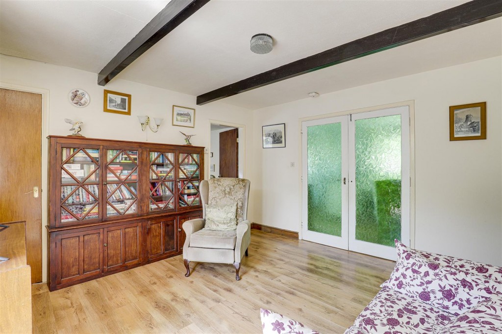 Main Road, Gedling, Nottinghamshire, NG4 3HD