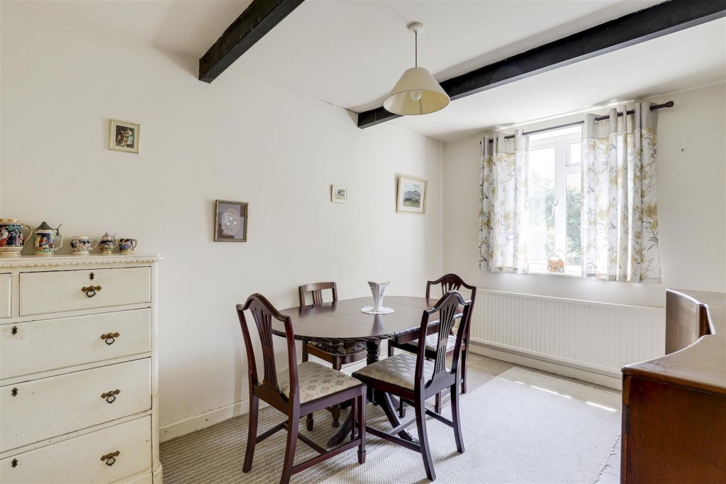 Main Road, Gedling, Nottinghamshire, NG4 3HD