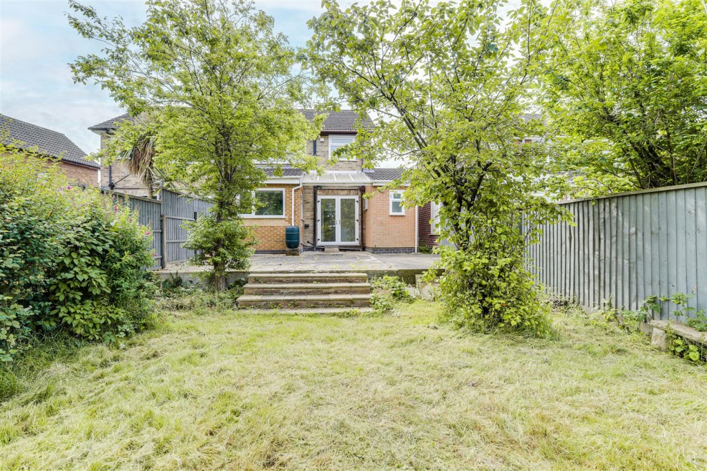 Oakleys Road, Long Eaton, Derbyshire, NG10 1DP