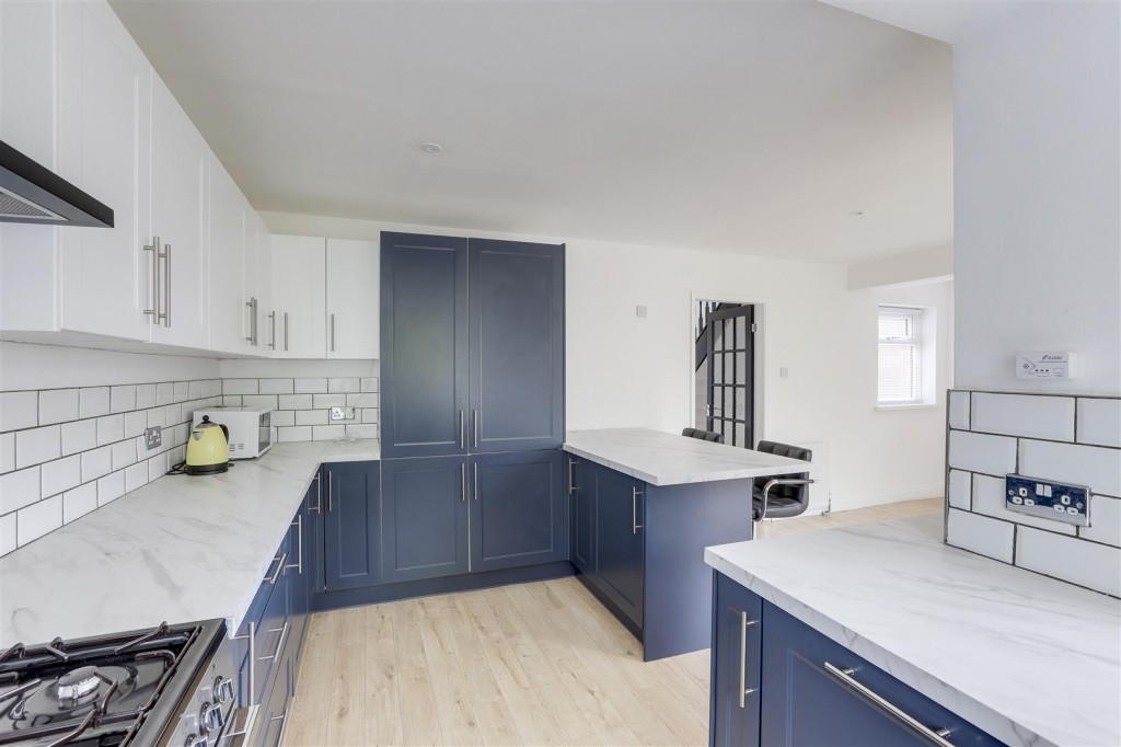 Oakleys Road, Long Eaton, Derbyshire, NG10 1DP