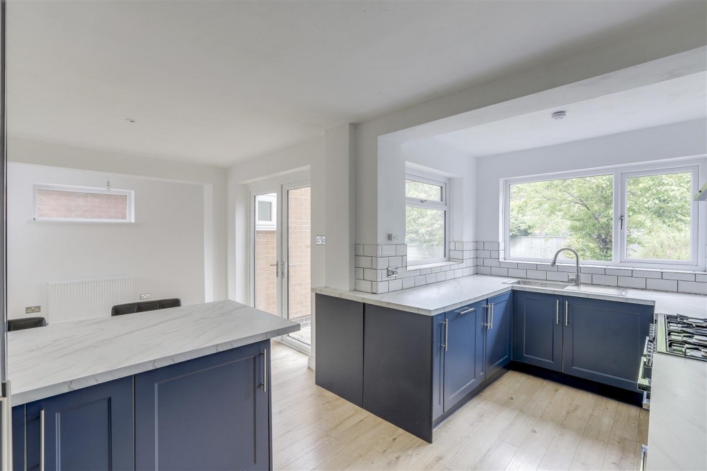 Oakleys Road, Long Eaton, Derbyshire, NG10 1DP