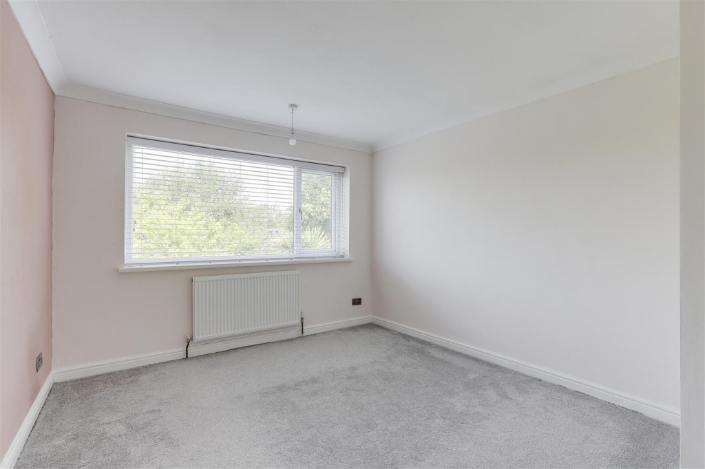 Oakleys Road, Long Eaton, Derbyshire, NG10 1DP