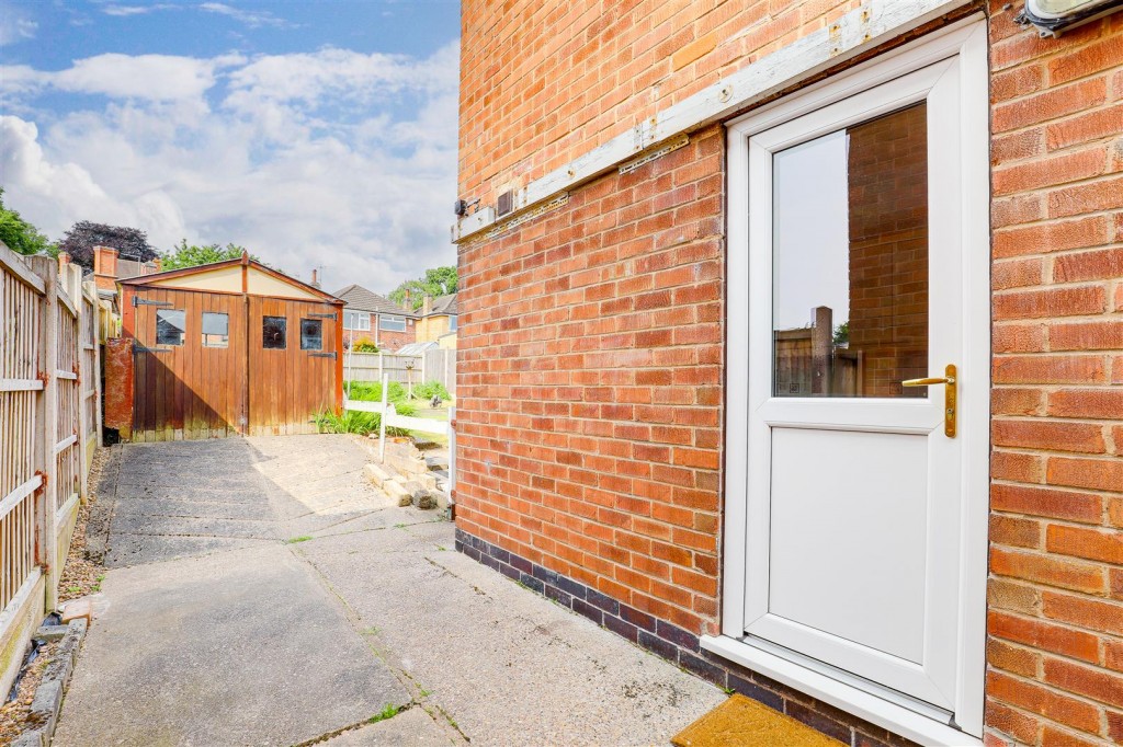 Christina Crescent, Cinderhill, Nottinghamshire, NG6 8SH